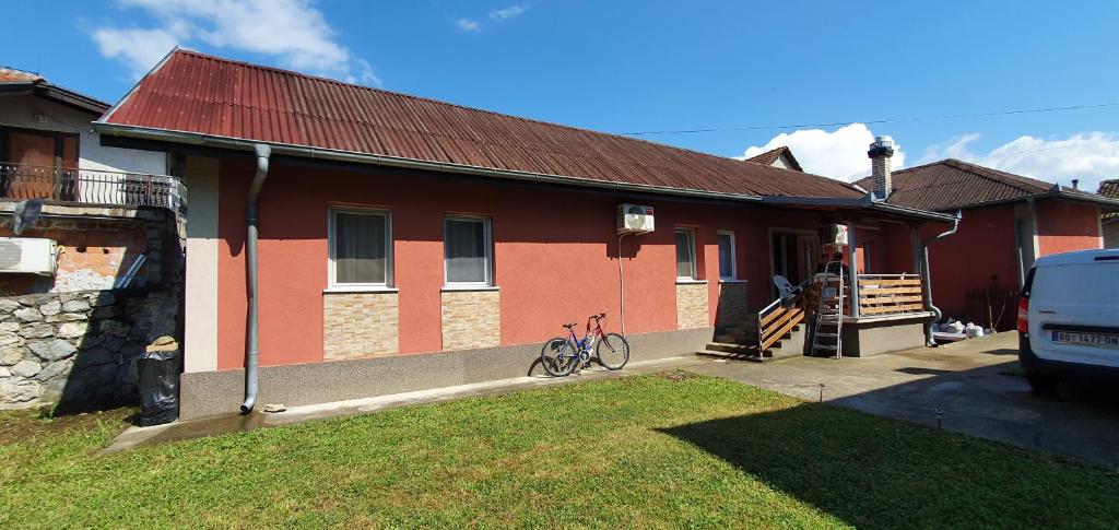 Zgrada u kojoj se nalazi apartman