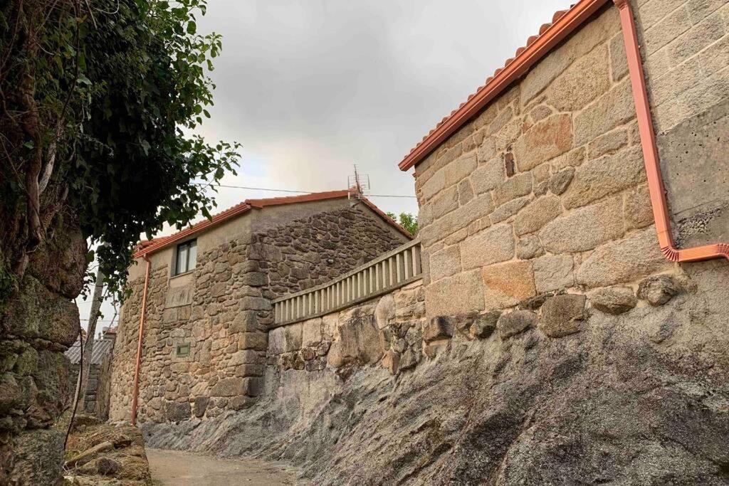 Casa rural con terraza, barbacoa y chimenea, Arrueiro ...