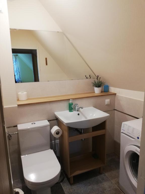 Kúpeľňa v ubytovaní MaYorka Dom Letni Giżycko