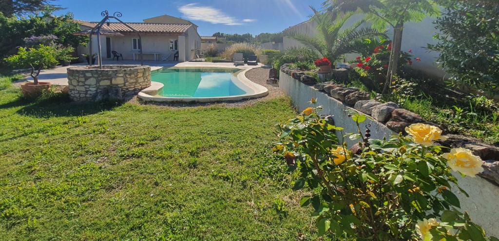 The swimming pool at or close to Coquet 2 pièces au calme avec piscine (2/4 pers)