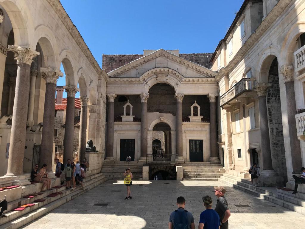 Central Park Residence - 1