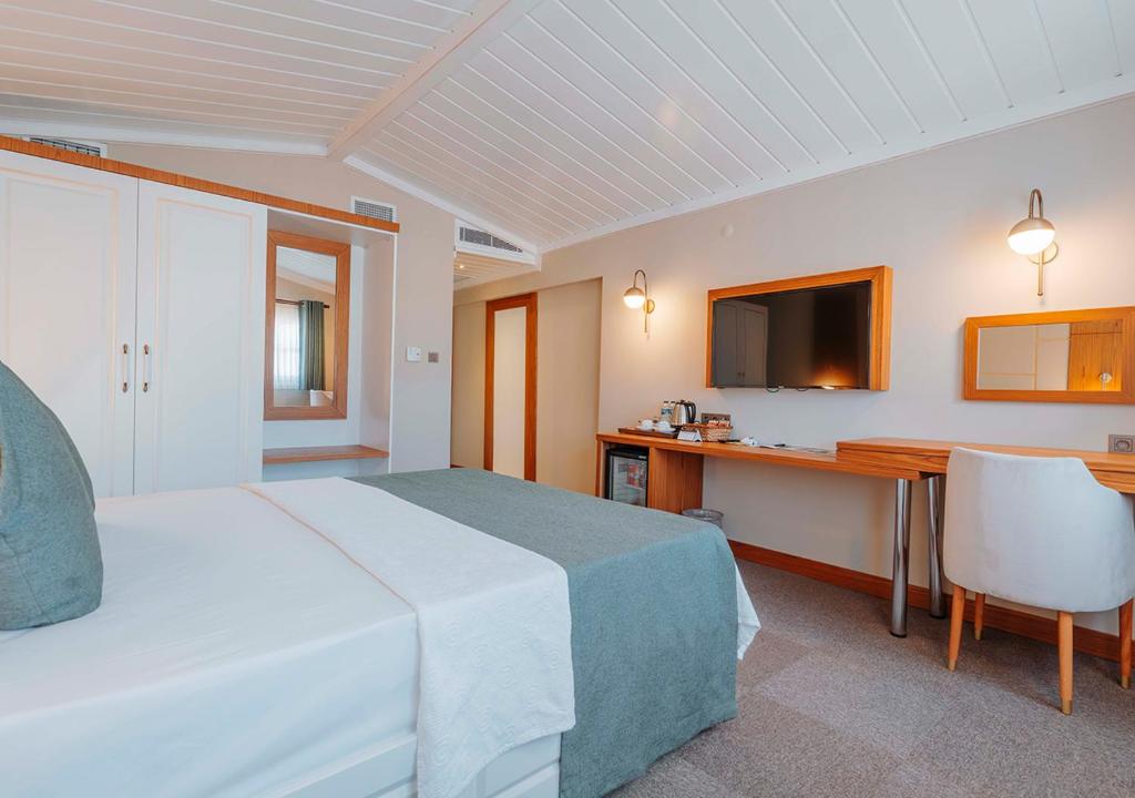 TS Park Hotel - Suite Supérieure - 2 Salles De Bains
