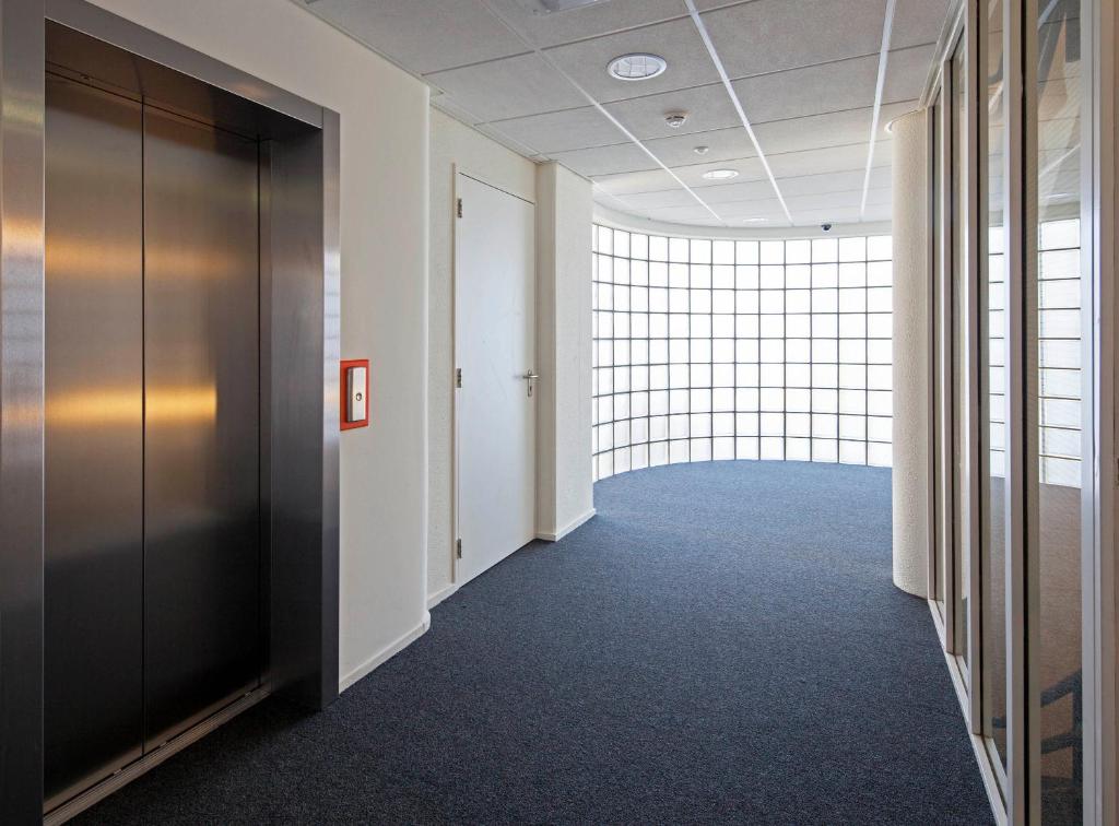 easyHotel The Hague City Centre - Resim 17