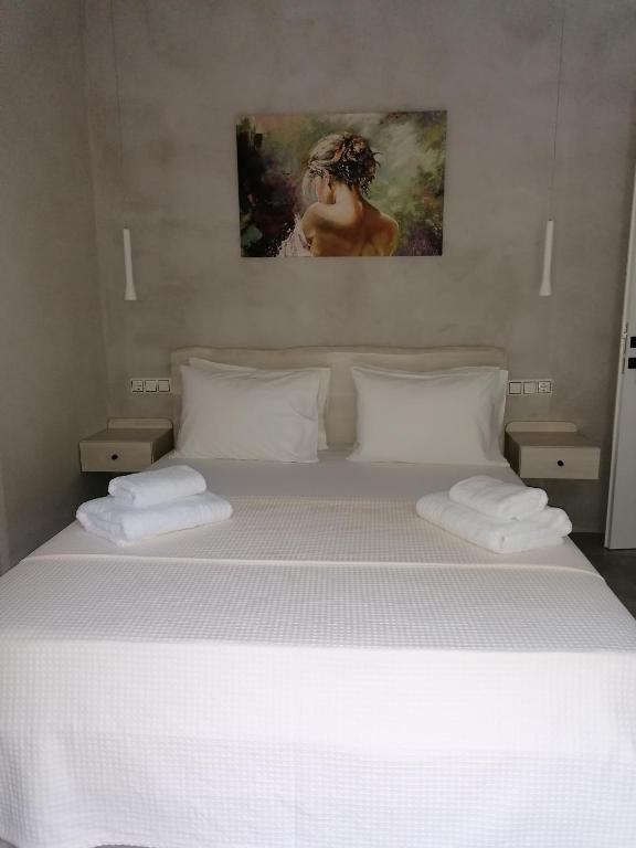Posteľ alebo postele v izbe v ubytovaní Yalos luxury home