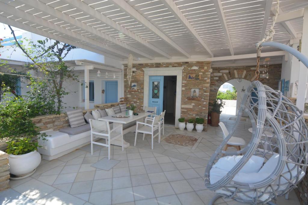 Patio nebo venkovní prostory v ubytování ThalaSEA - village Antiparos