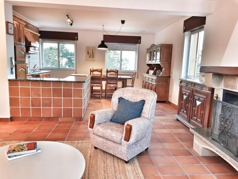 Kuchyňa alebo kuchynka v ubytovaní Casa Courcelles - Viveiro