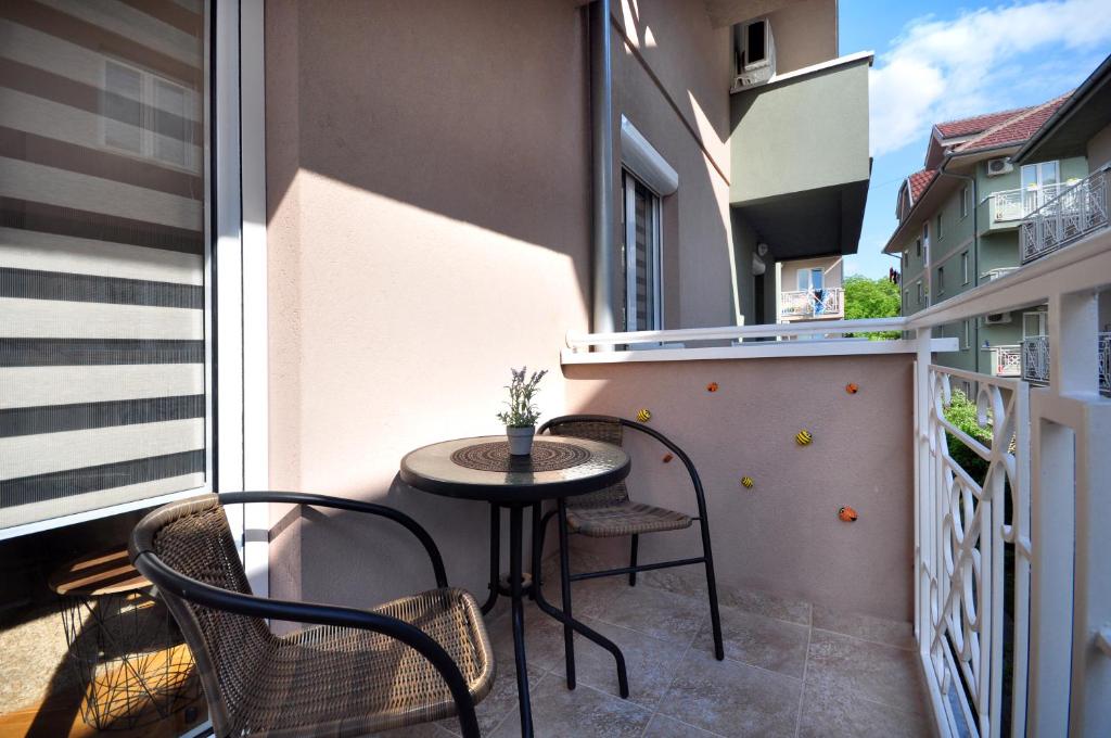 Balkón nebo terasa v ubytování Apartman Lora