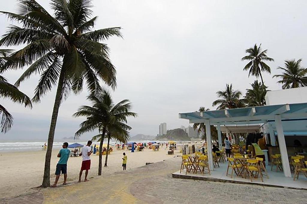  Guaruja Enseada a Beira da Praia ao Lado do Shopping