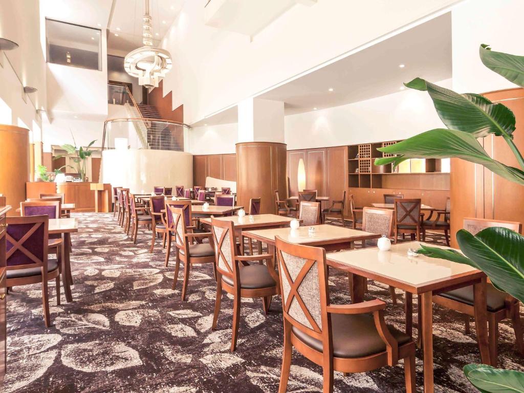 Area soggiorno di The Cypress Mercure Hotel Nagoya