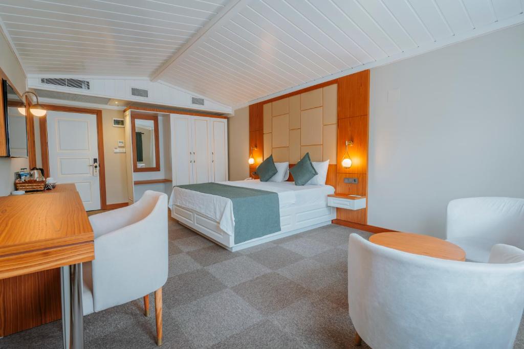 TS Park Hotel - Suite De Lune De Miel