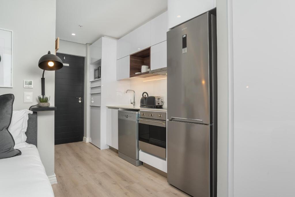 16 on Bree Luxury Apartments - Studio Apartment