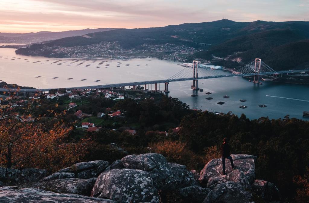 Kép Apartamento nuevo con terraza szállásáról Cambadosban a galériában