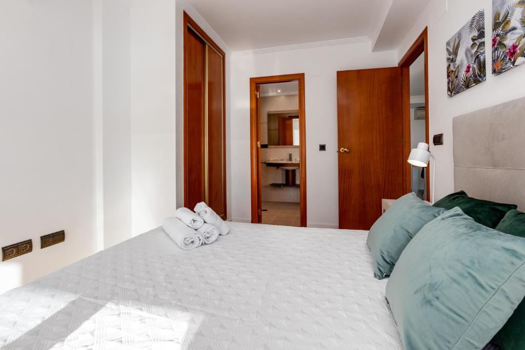 1st Line Daniya APT - Solarium Terrace & Pool, Altea ...