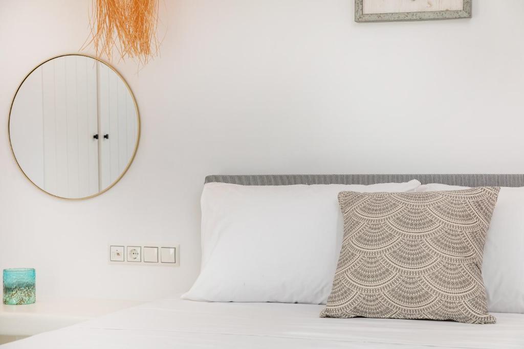 Naxos DownTown Apartments & Suites - 18