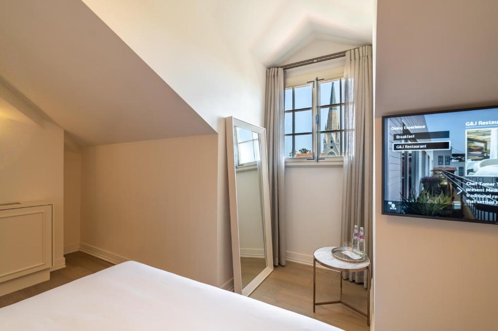 The Drisco Hotel Tel Aviv - Relais & Châteaux - Attic Studio (nur über Treppen Erreichbar)