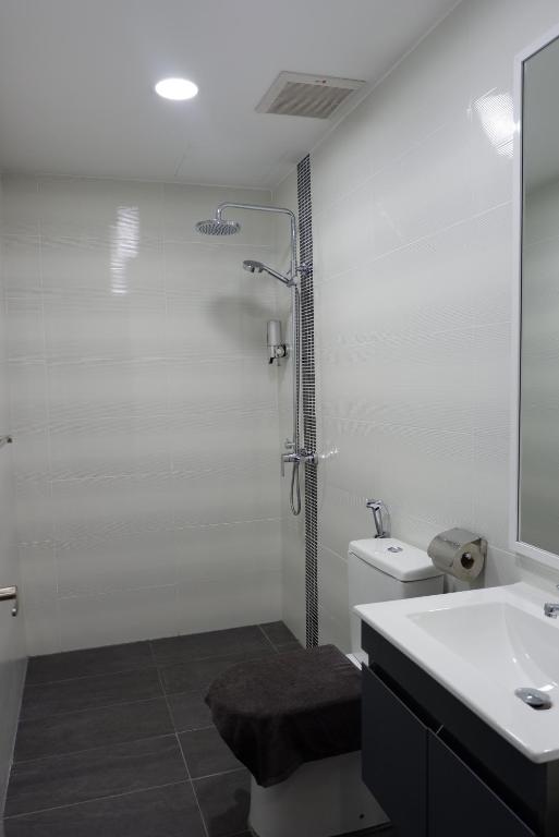 Koupelna v ubytování FLYPOD Hotel