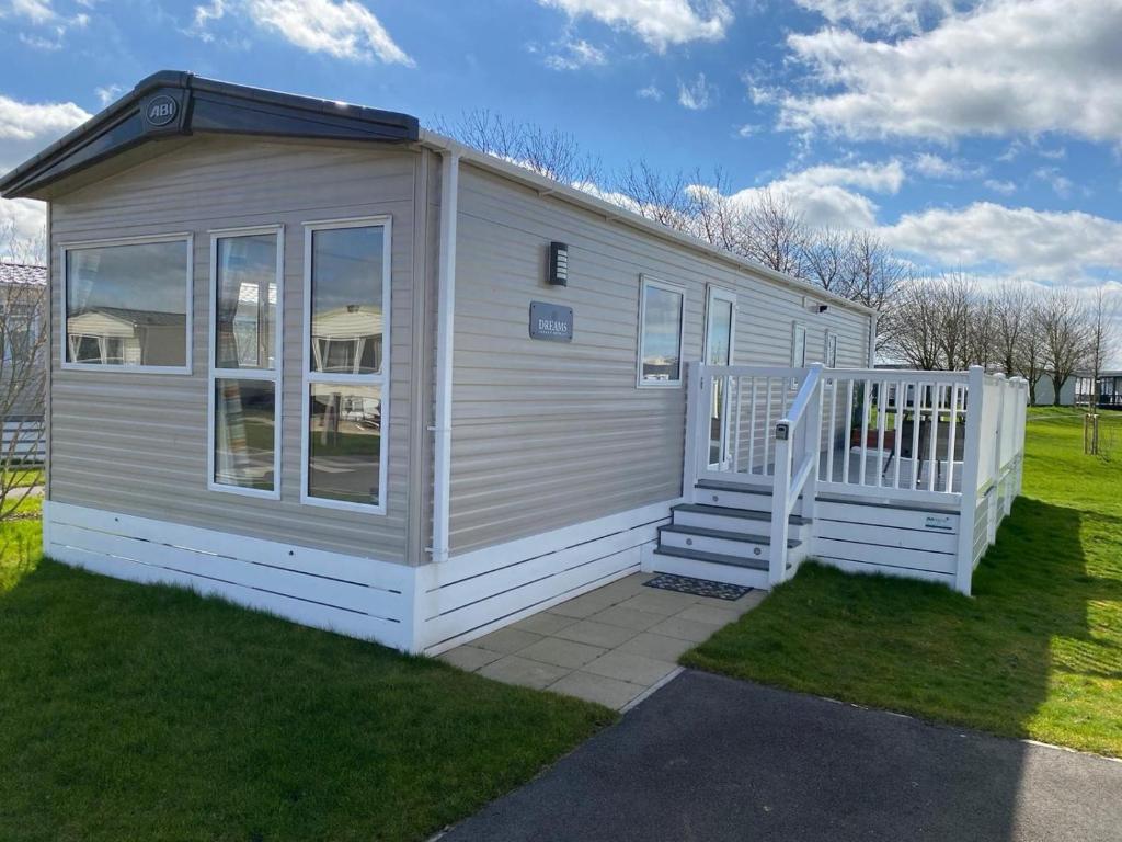 Hoone, kus puhkemaja asub