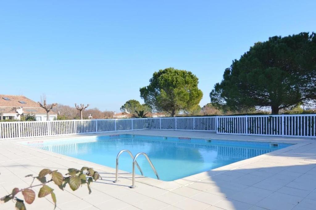 Piscina en o cerca de Maison de vacances Meze