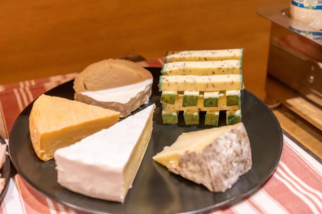 Jídlo v hotelu nebo okolí
