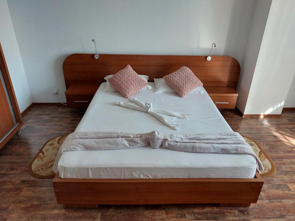 Hotel Vera Eforie Nord Booking Guesthouse Casa Rodica, Eforie Nord, Romania - Booking.com