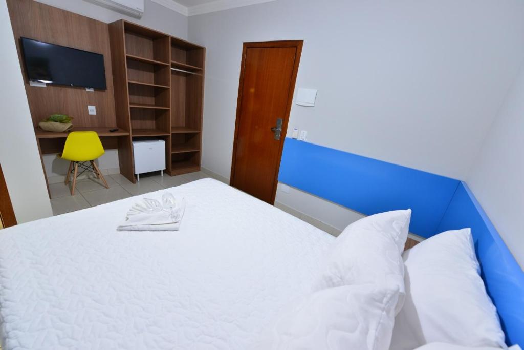  Vinds Economic Hotel