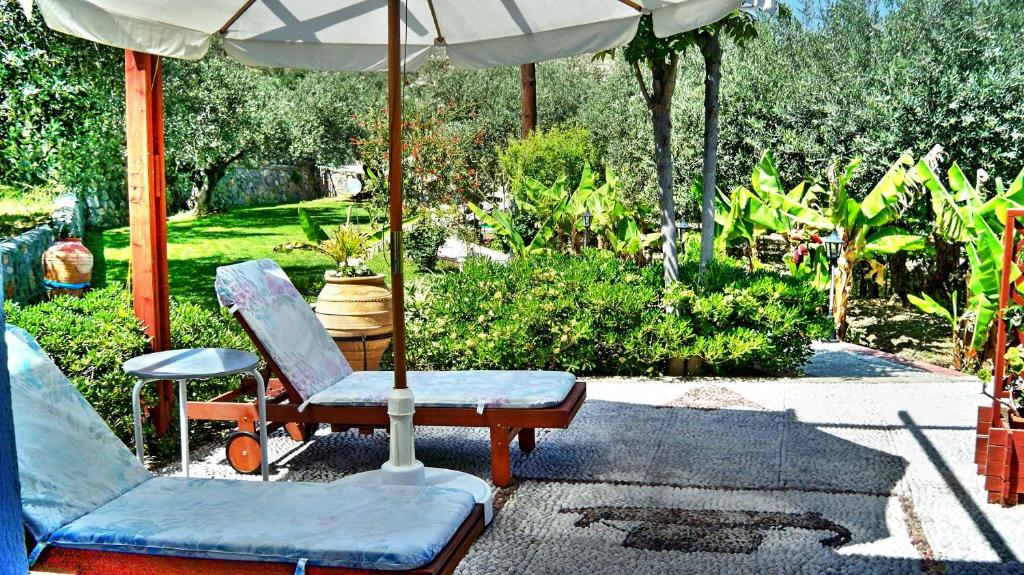 Vonkajšia záhrada v ubytovaní Galini View Apartments Lindos