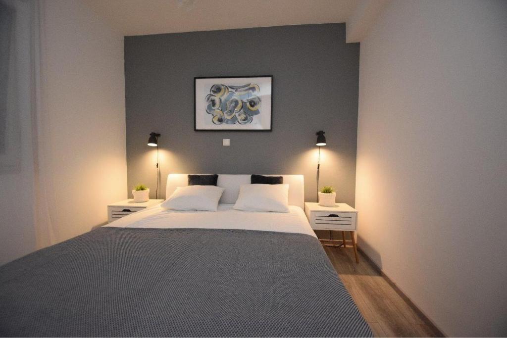 Apartments Lueva - Two Bedroom Apartment With Balcony And Sea View