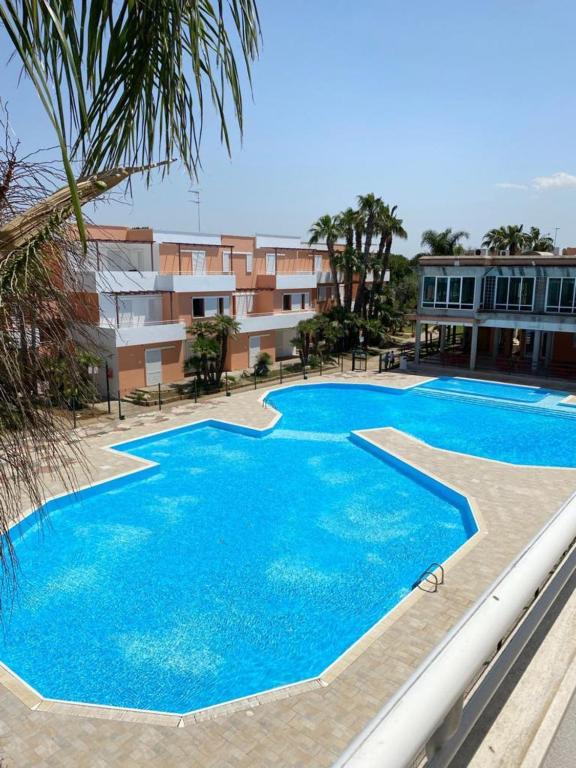 Bazén v ubytování Tramonti Residence nebo v jeho okolí