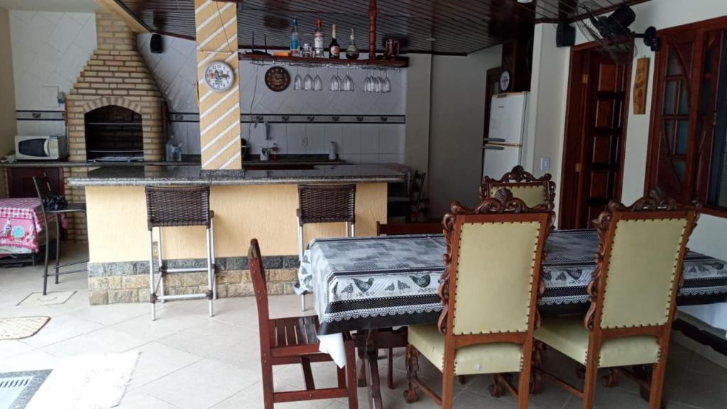 Kuchyň nebo kuchyňský kout v ubytování GARATUCAIA - Suites Casa de Madeira