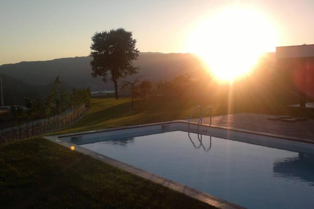 Bazén v ubytování Casa de Louredo-Gerês nebo v jeho okolí