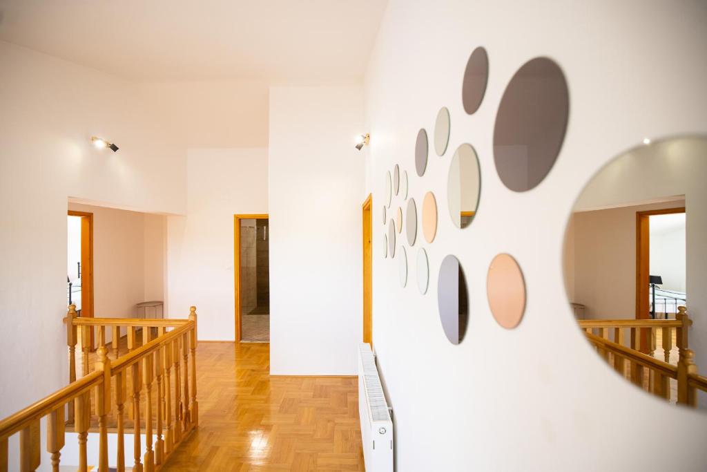Fotografie z fotogalerie ubytování Villa Iva with heated pool v destinaci Galovac