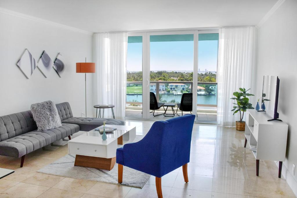 Seacoast Suites on Miami Beach - 