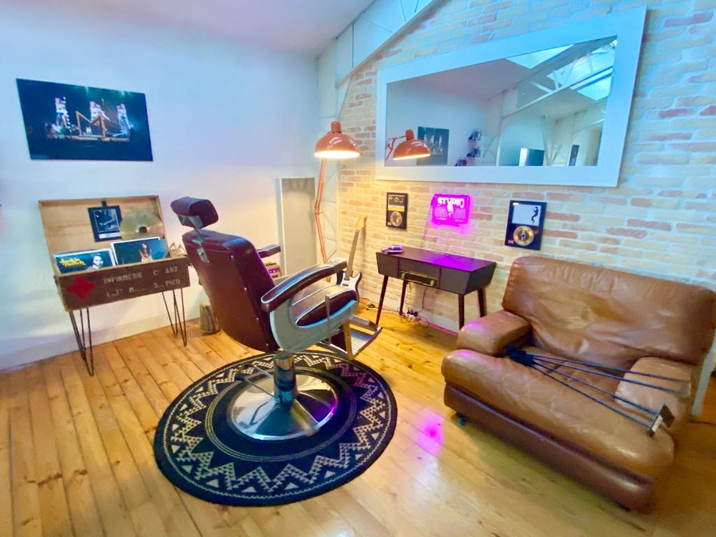 Superbe LOFT centre-ville - Sauna - parking privé -Clim- 1 à 10personnes - Wohnung