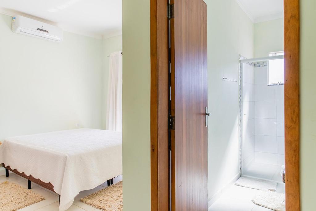  Casa com Wi-Fi e lazer completo em Carlopolis PR