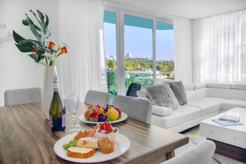 Seacoast Suites on Miami Beach - Premier Bayview Suite 3 Dormitorios 2 Baños De Cocina De Granito