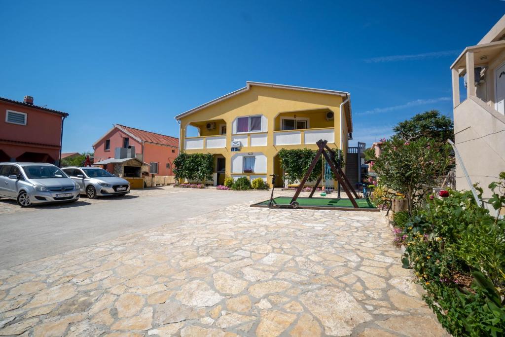 Budova, kde se apartmán nachází