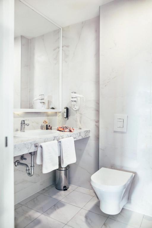 City Beach Makarska - 12