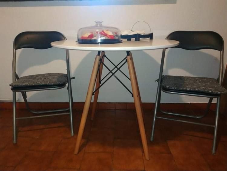 Violet Bedroom and Apartment - 12