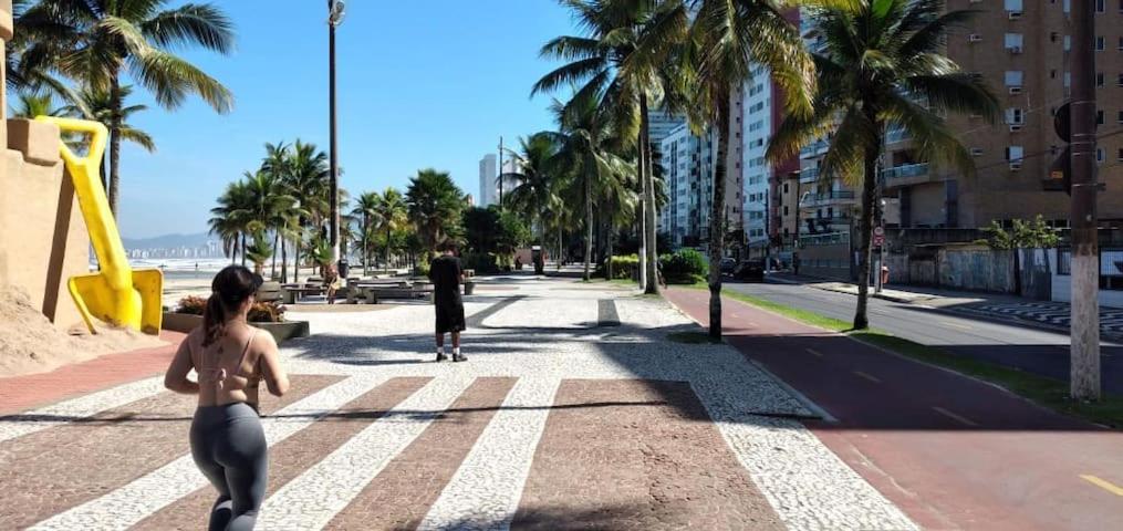  Apartamento encantador a 7 quadras da praia