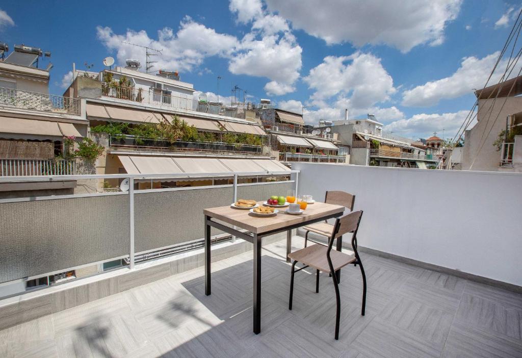 Balkón alebo terasa v ubytovaní Studio penthouse near Acropolis Museum by GHH