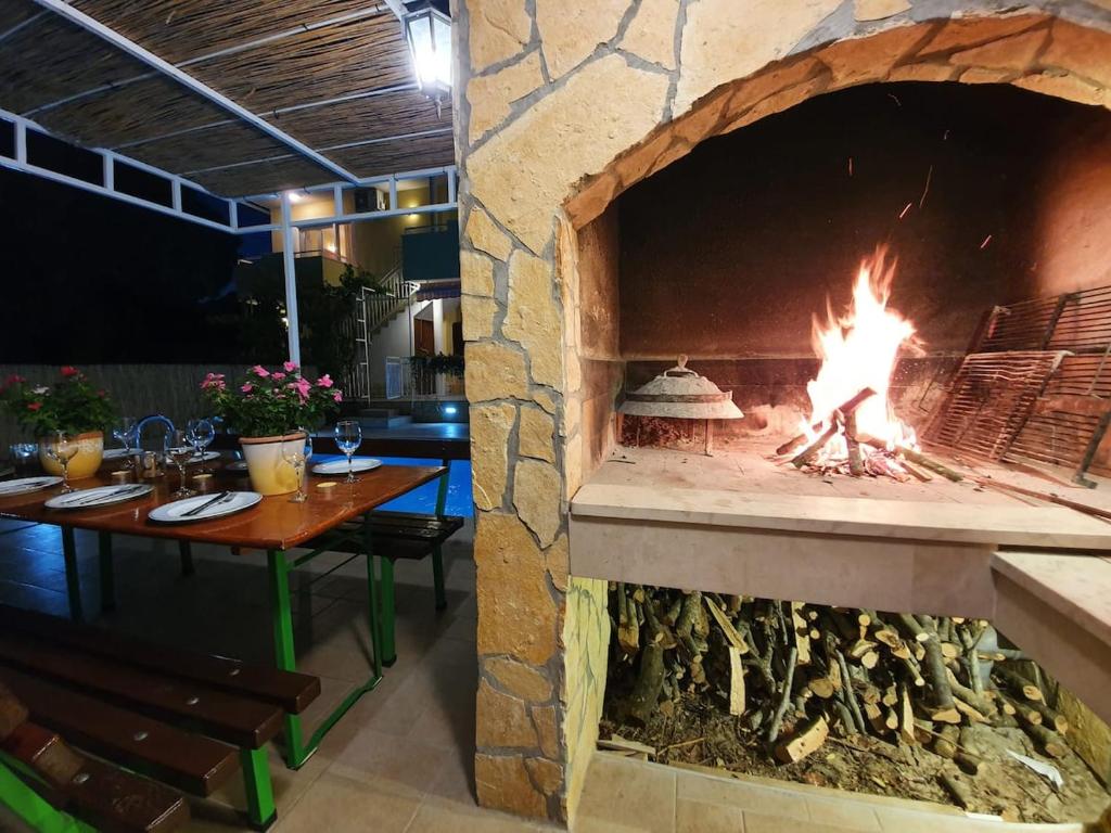 Fotografie z fotogalerie ubytování Beautiful villa - private heated pool, parking, BBQ near Split v destinaci Solin