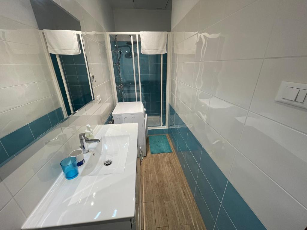 A bathroom at B&B ABRUZZO