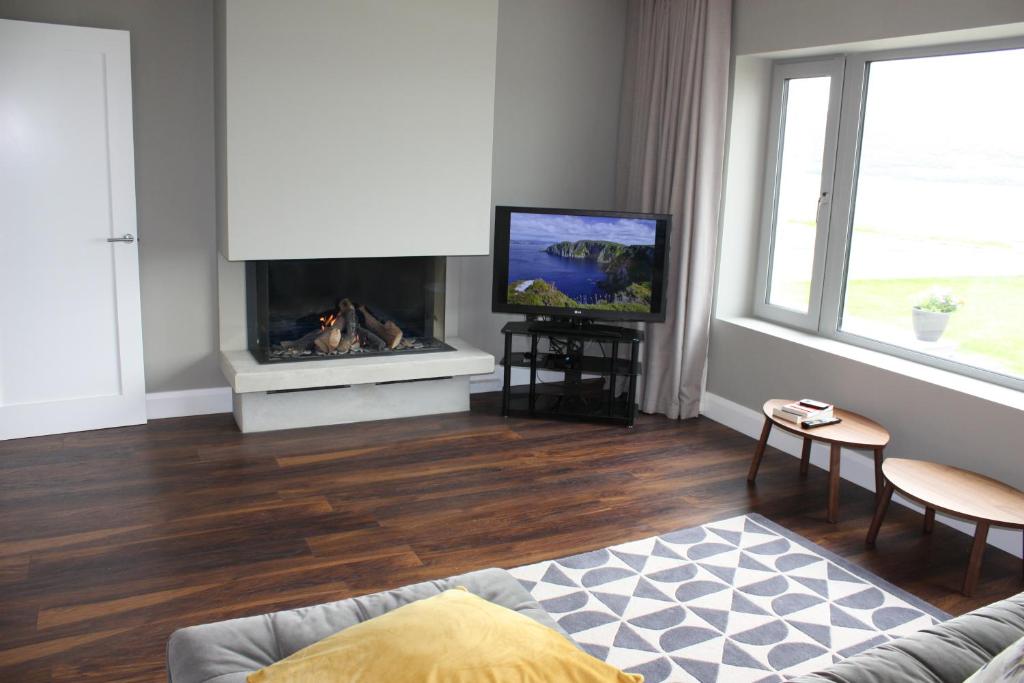 TV a/nebo společenská místnost v ubytování Sea Vista - Rathmullan