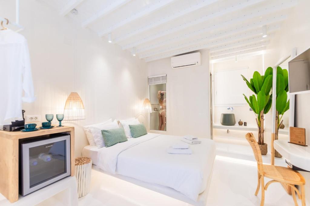 Anastasia's Visage II Stylish Accommodation Rooms City Center Mykonos - 11