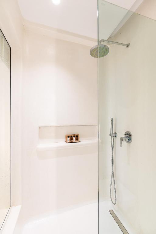 Anastasia's Visage II Stylish Accommodation Rooms City Center Mykonos - 17