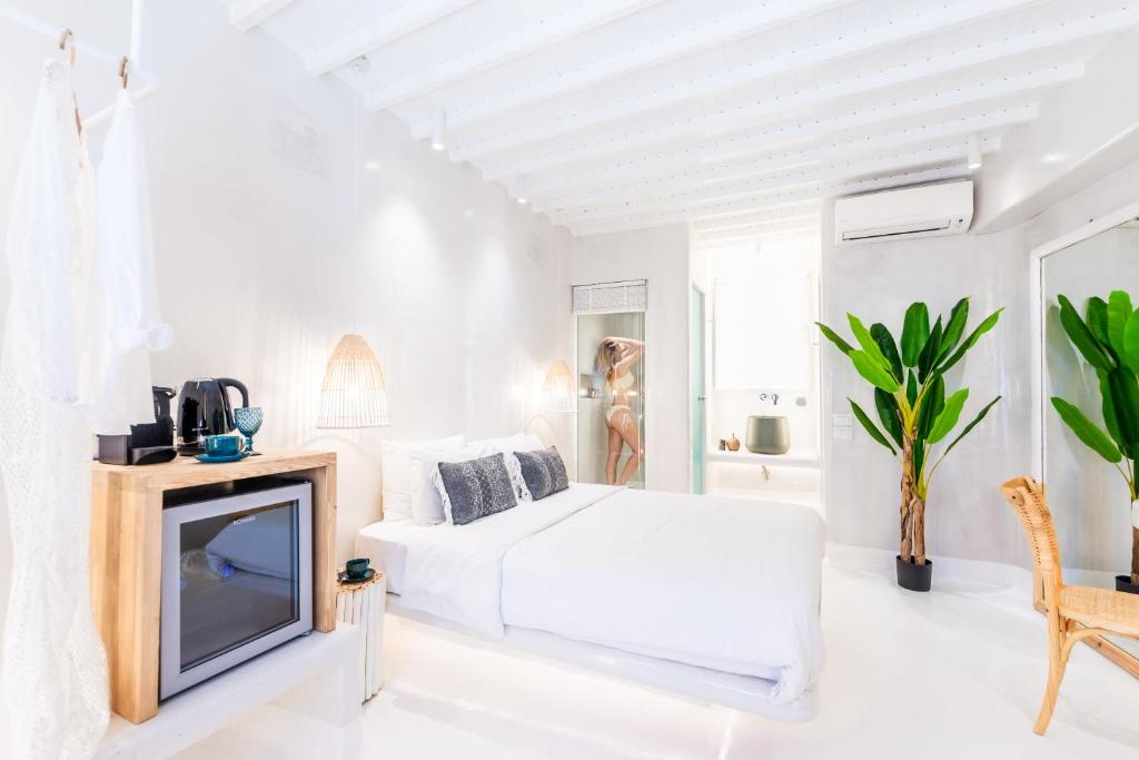 Anastasia's Visage II Stylish Accommodation Rooms City Center Mykonos - 3