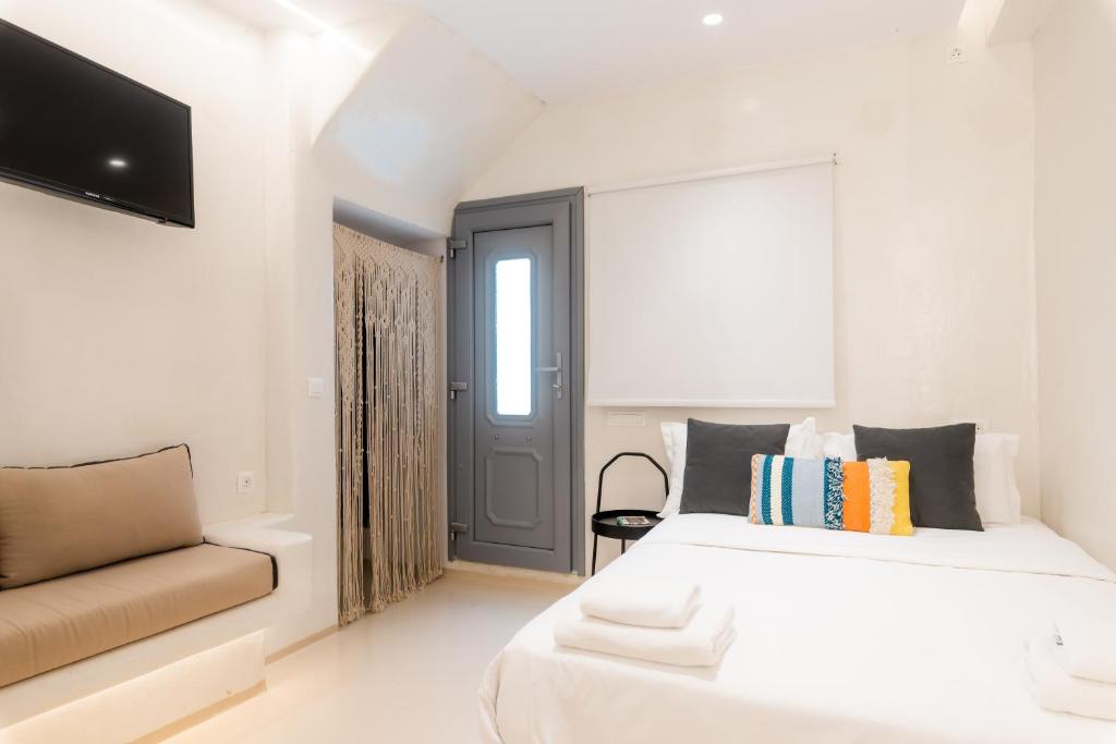 Anastasia's Visage II Stylish Accommodation Rooms City Center Mykonos - 18