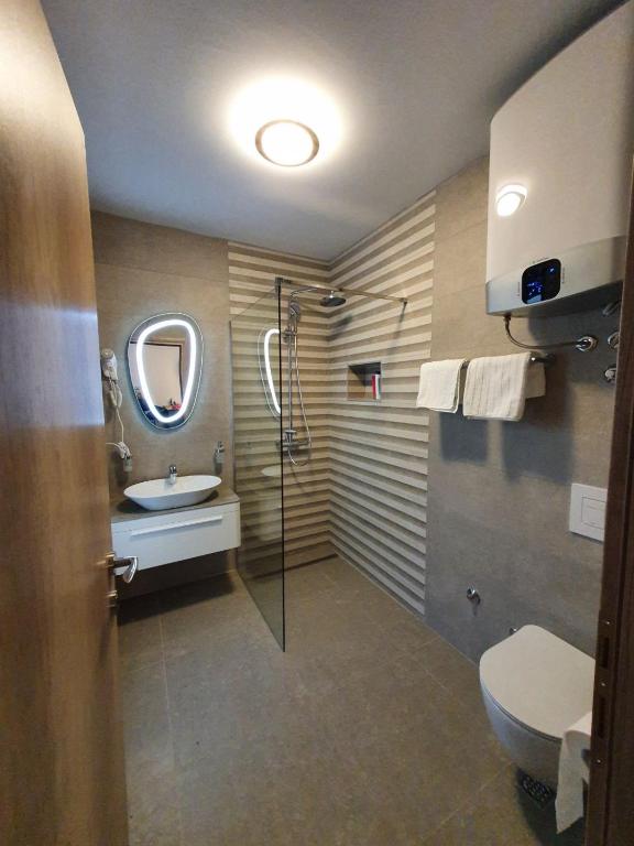 Koupelna v ubytování Luxury Villa Magic