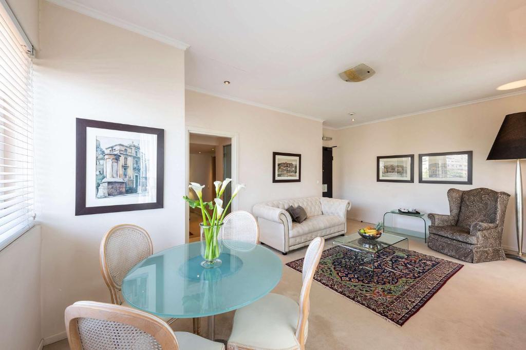 Best Western Plus Embassy Hotel - Resim 23