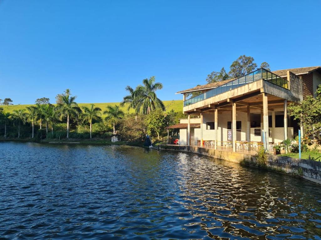  POUSADA PESQUE PAGUE LAGO DA FLORESTA